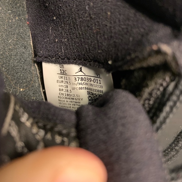 Nike Air Jordan 11 Retro Jubilee 25th Anniversary 378039-011 - Kids size 12C - Picture 6 of 9